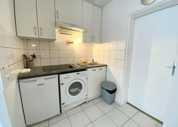 100 Belmondo Cosy Center Apartment Paris